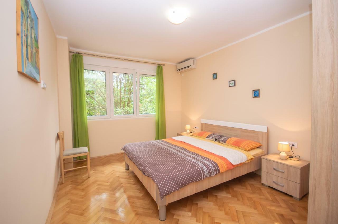 Apartment Nikolic Kotor Bagian luar foto