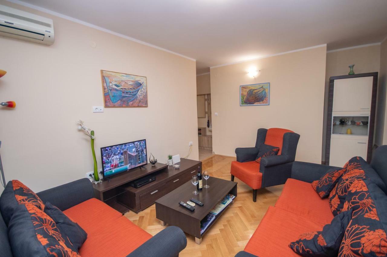 Apartment Nikolic Kotor Bagian luar foto
