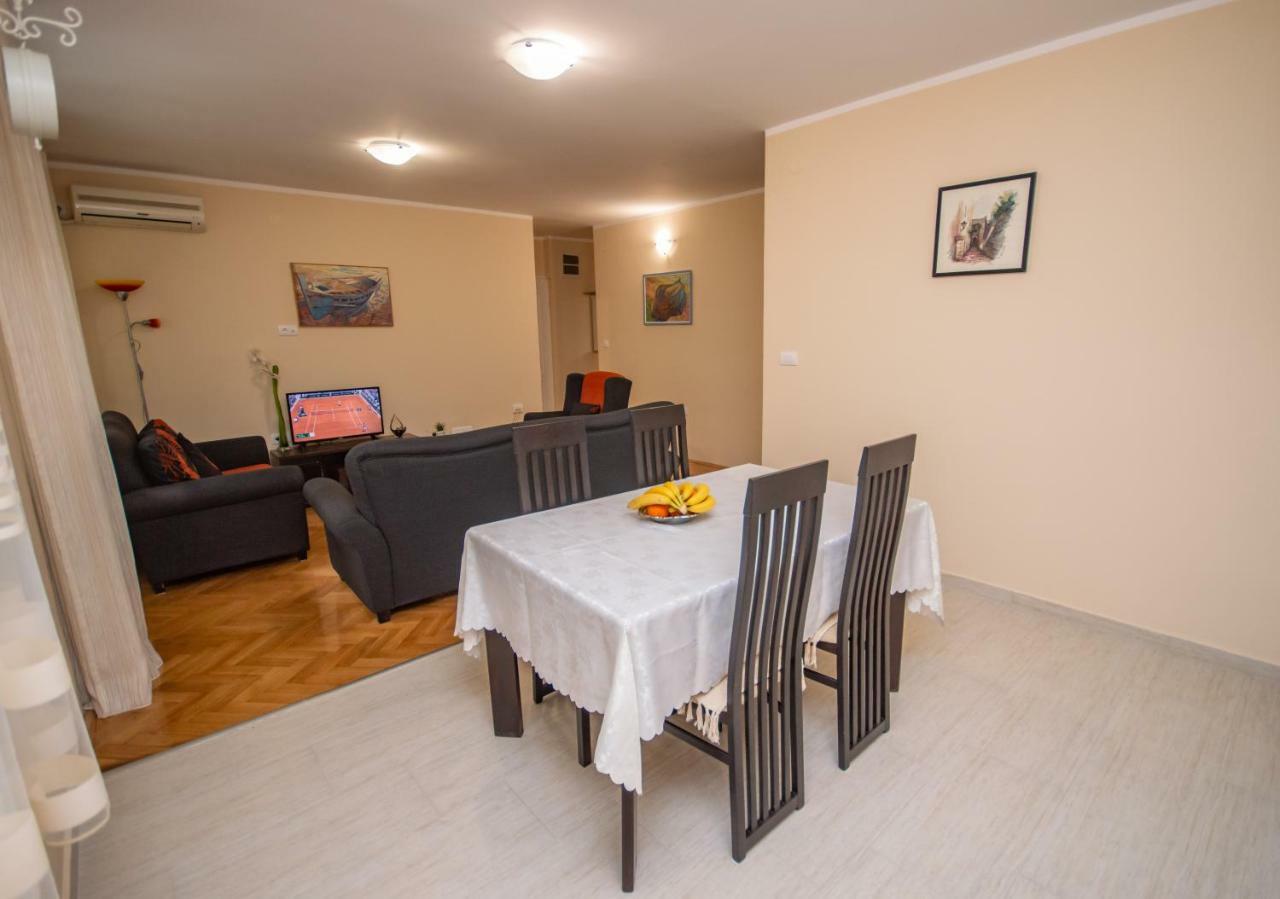Apartment Nikolic Kotor Bagian luar foto